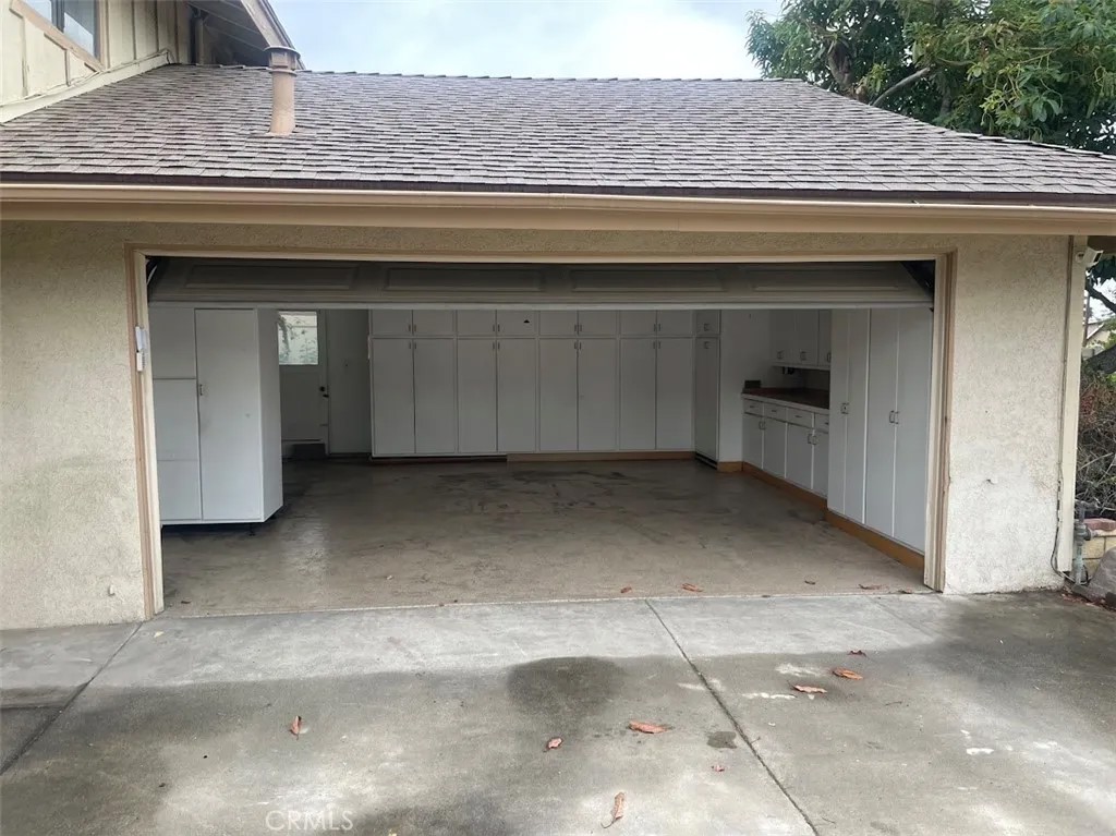 5981 Rogers Lane