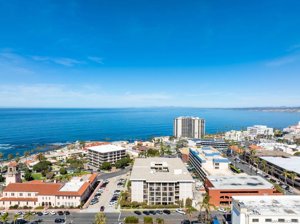 Photo of 7811 Eads Ave #206, La Jolla, CA 92037 (MLS # 260012109)