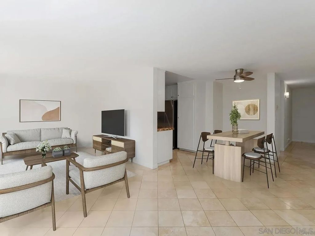 Photo of 7811 Eads Ave #206, La Jolla, CA 92037 (MLS # 260012109)