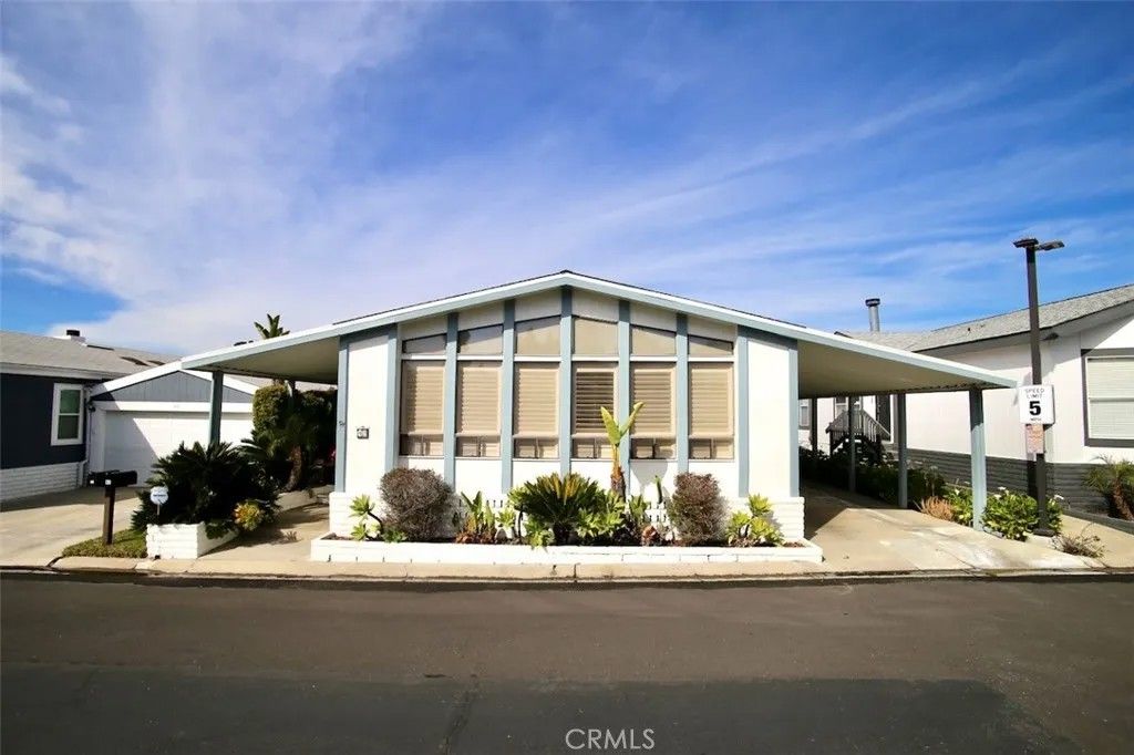 Photo of 23301 Ridge Route #47, Laguna Hills, CA 92653 (MLS # PW26036998)