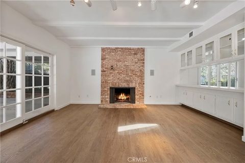 Tiny photo for 4035 Ellenita, Tarzana, CA 91356 (MLS # GD25250713)