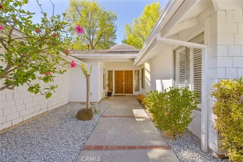 Tiny photo for 4035 Ellenita, Tarzana, CA 91356 (MLS # GD25250713)
