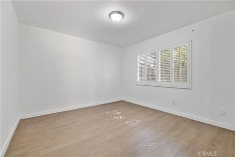 Tiny photo for 4035 Ellenita, Tarzana, CA 91356 (MLS # GD25250713)