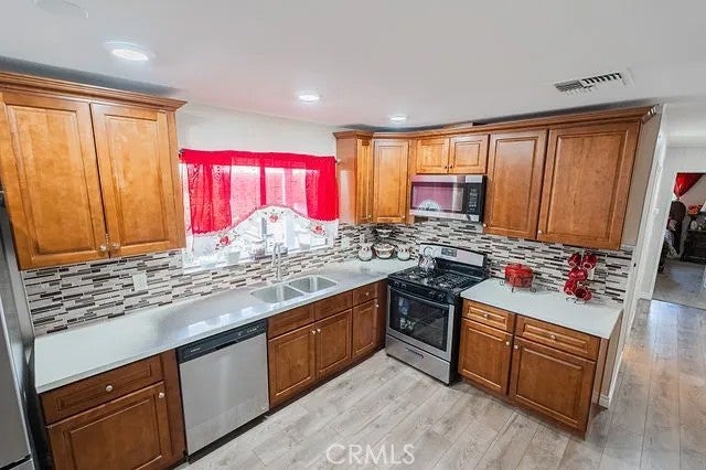 3017 Lake View Drive
