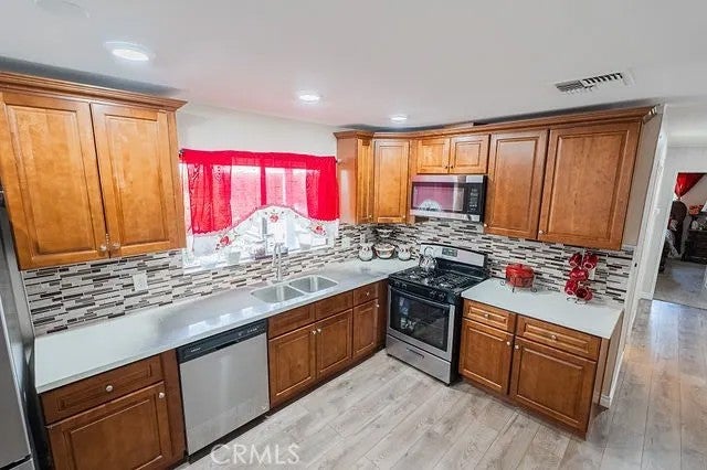 3017 Lake View Drive