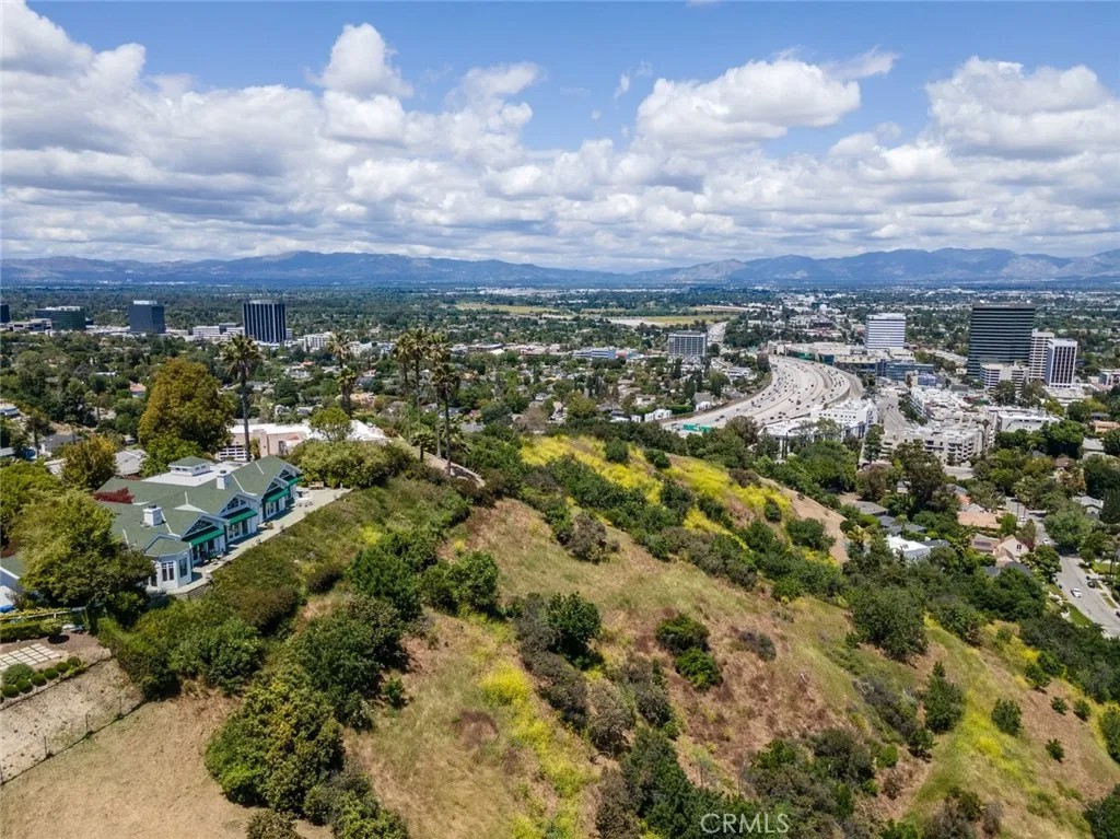 15589 Briarwood Drive