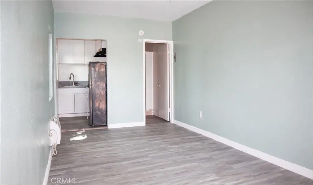 Photo of 118 Roberts Ln, Bakersfield, CA 93308 (MLS # SB26090724)