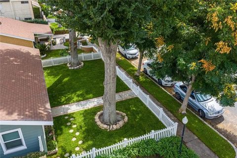 Tiny photo for 25032 Walnut Street, Newhall, CA 91321 (MLS # SR25239631)