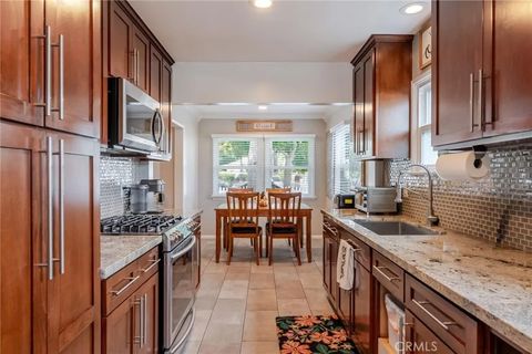 Tiny photo for 25032 Walnut Street, Newhall, CA 91321 (MLS # SR25239631)