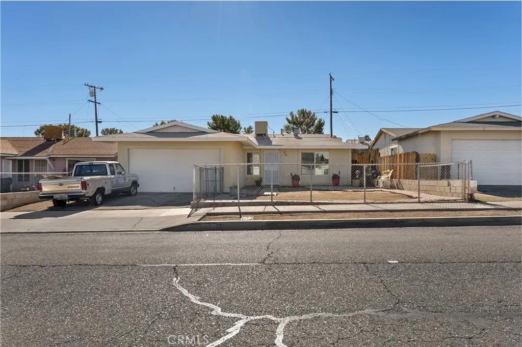 Photo of 1812 Forane Street, Barstow, CA 92311 (MLS # CV25274771)