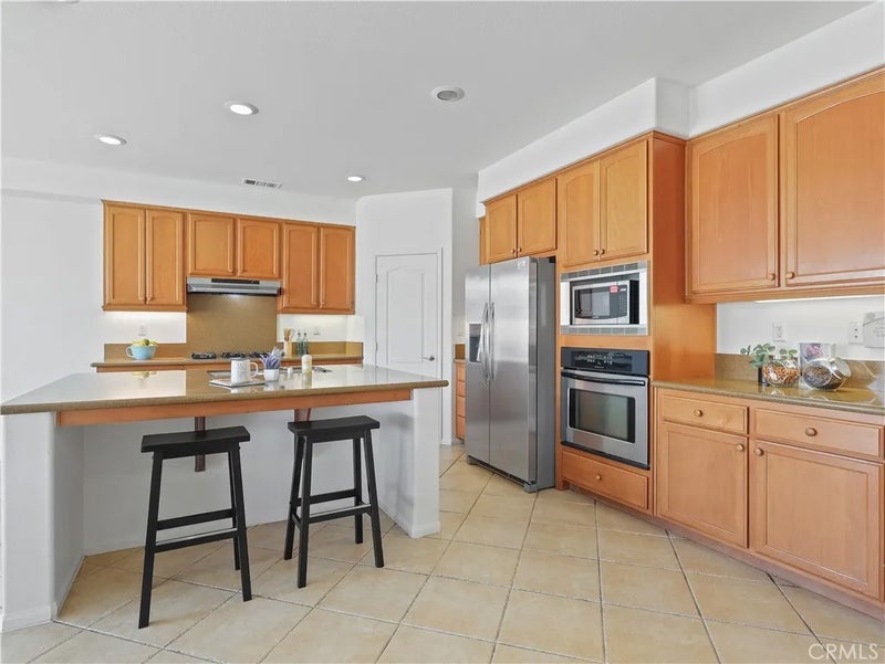 6109 W Avenue K9
