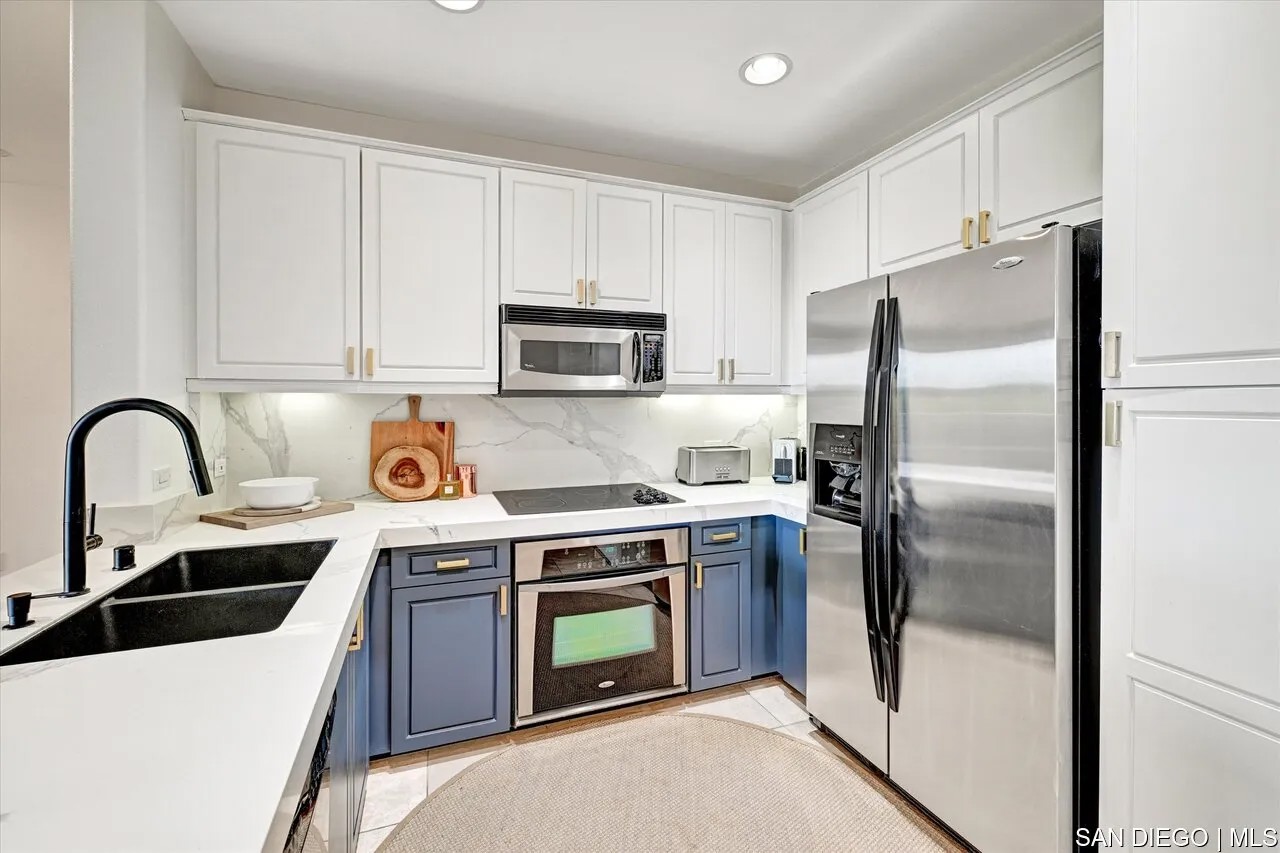 3877 Pell PL UNIT 118
