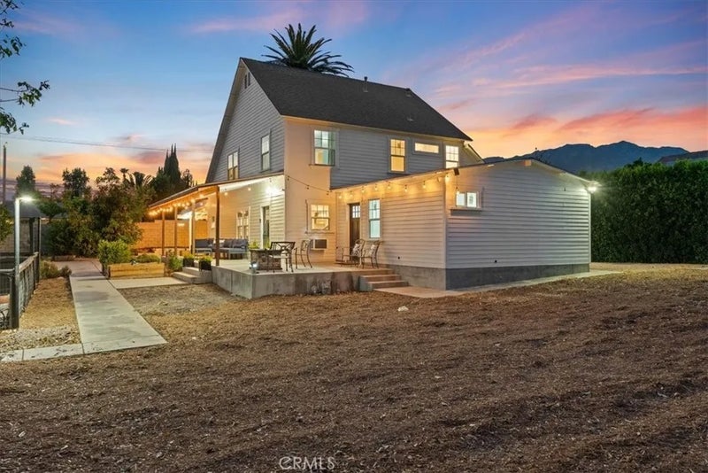 765 W 22nd Street