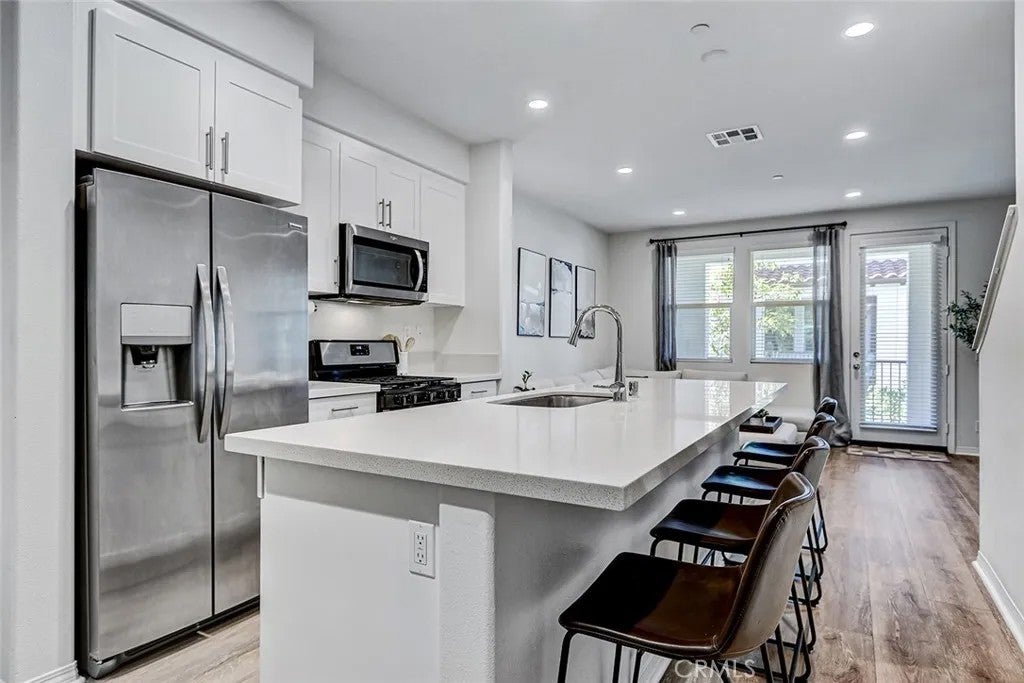 629 S Kinney