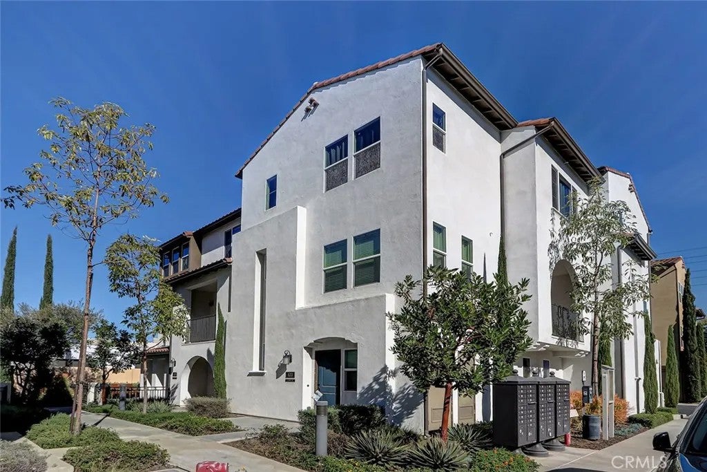 629 S Kinney