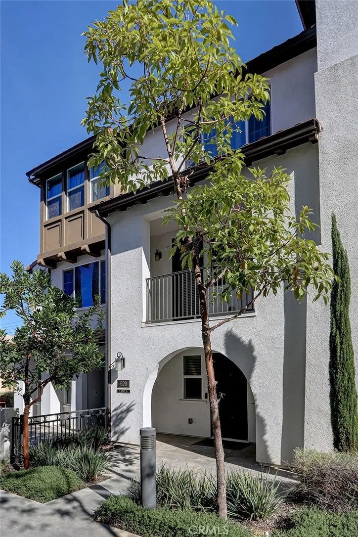 629 S Kinney