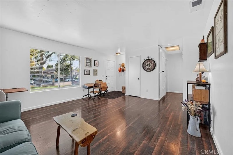 853 W 13th 1