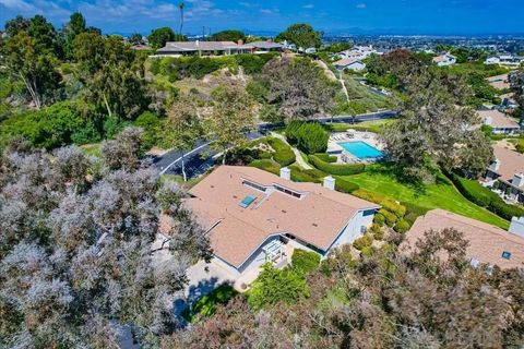 Photo of 2065 Caminito San Nicholas, La Jolla, CA 92037 (MLS # 250039175)