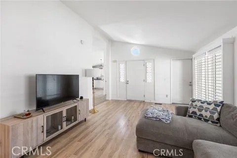 140 W Pioneer Ave 38