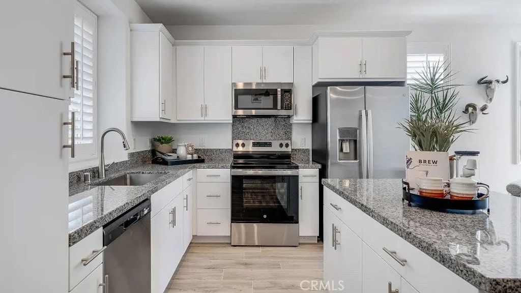 Photo of 1206 Yeager Avenue, Rialto, CA 92376 (MLS # SW26017037)