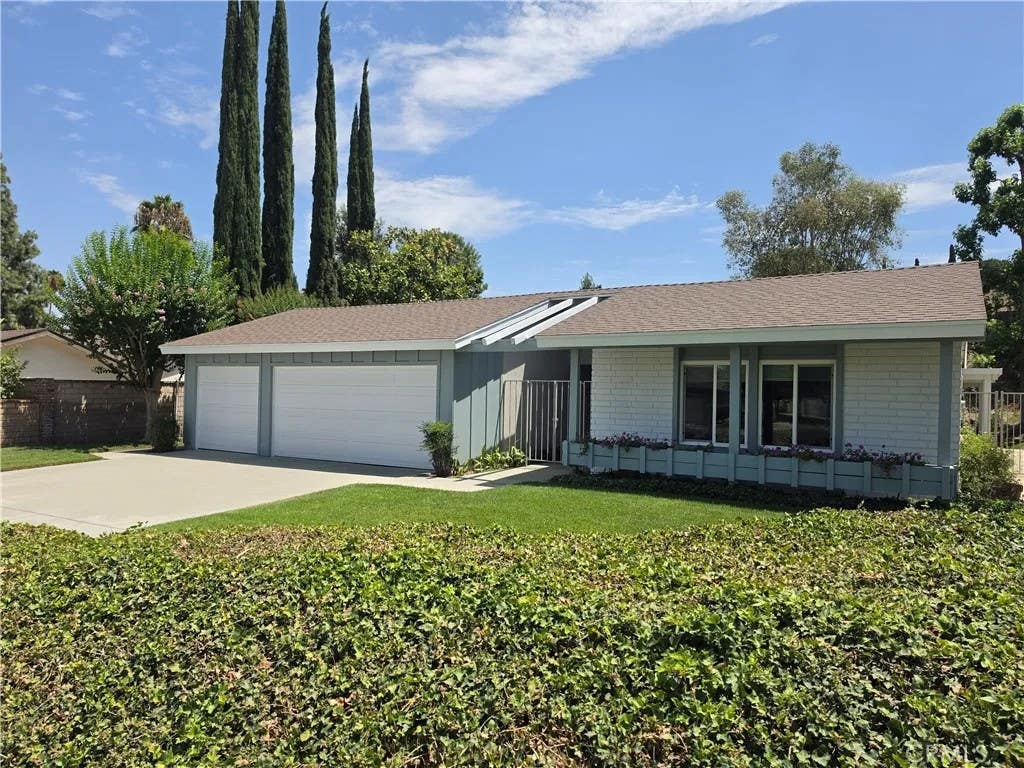 Photo of 2158 Ranchwood PL, Riverside, CA 92506 (MLS # IG26165343)