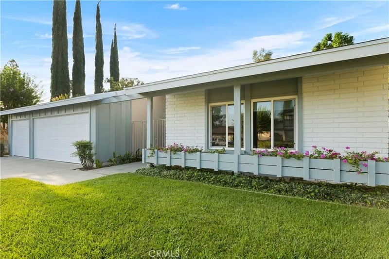 2158 Ranchwood