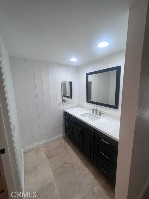 23541 Avenida La Caza