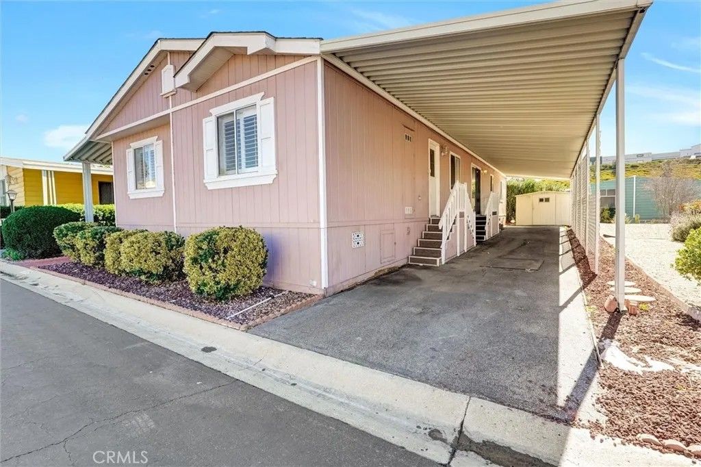 Photo of 21302 Blue Curl Way, Canyon Country, CA 91351 (MLS # IG26083648)