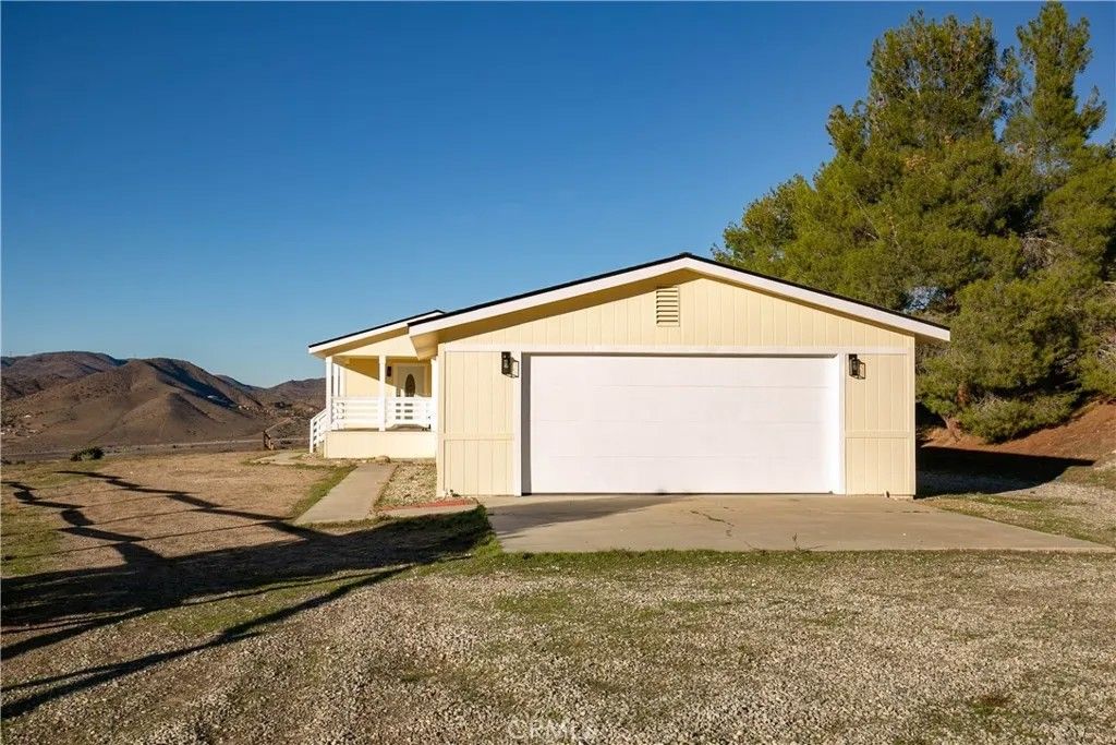 Photo of 32010 Quirk Rd, Acton, CA 93510 (MLS # SR25268837)