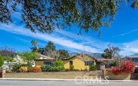 Photo of 3527 Fairchild St, La Crescenta, CA 91214 (MLS # GD26048263)