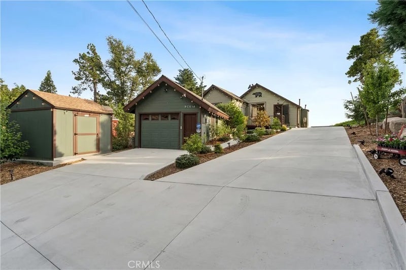 24187 Rockview