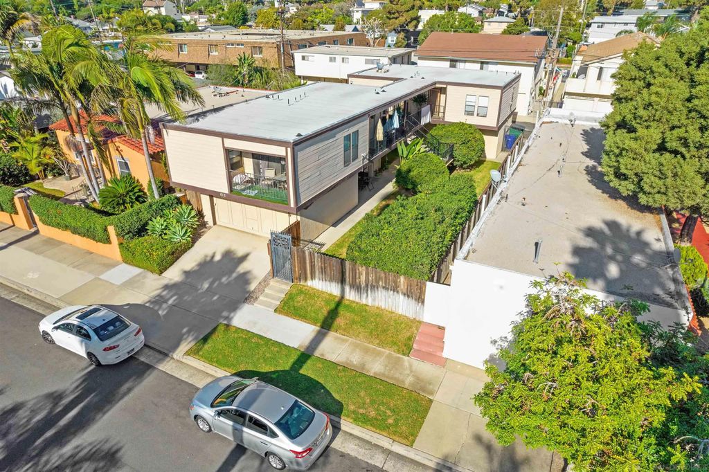 Photo of 612 N Freeman Street, Oceanside, CA 92054 (MLS # 250044740)