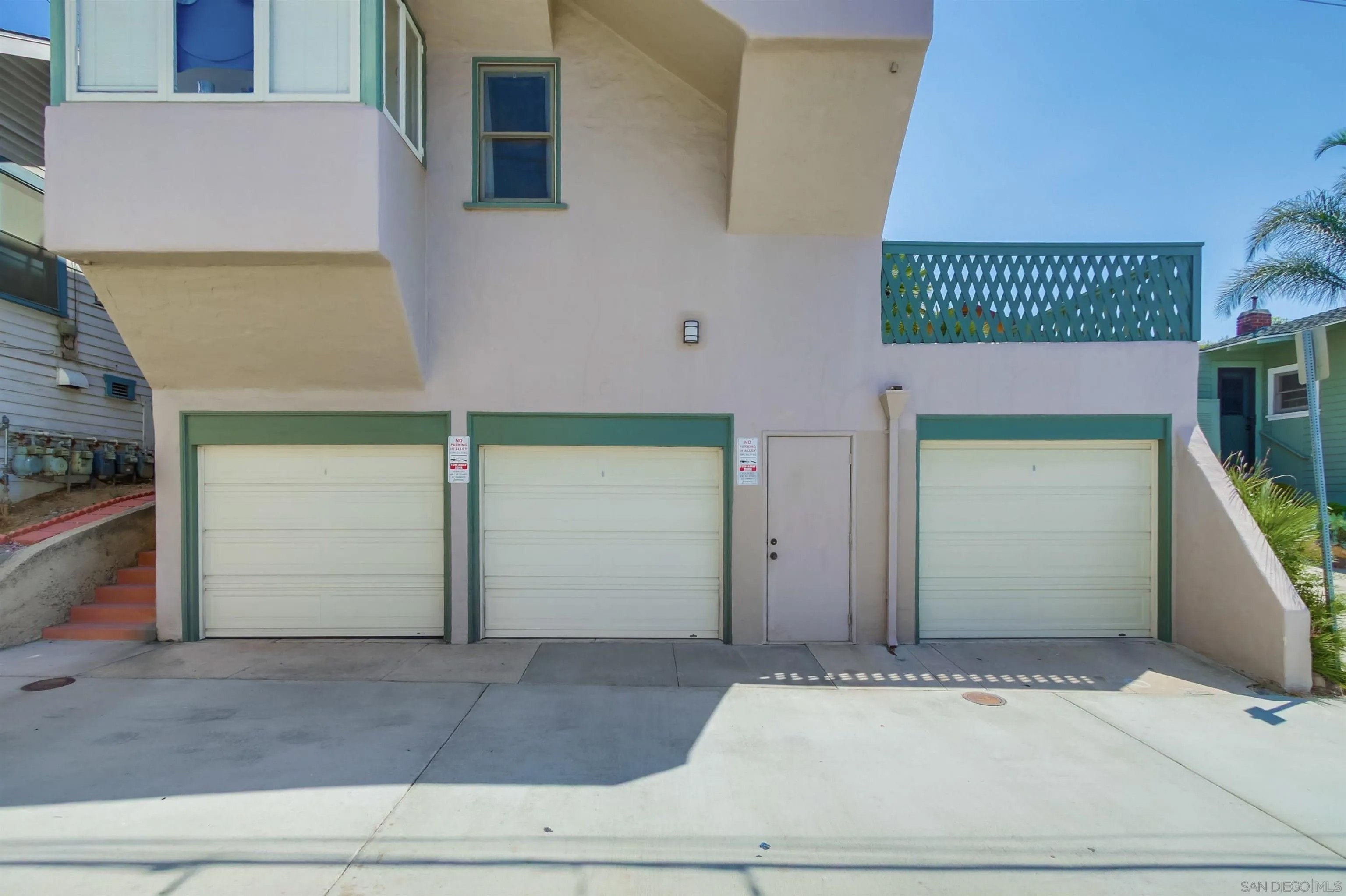 3770 Georgia Street