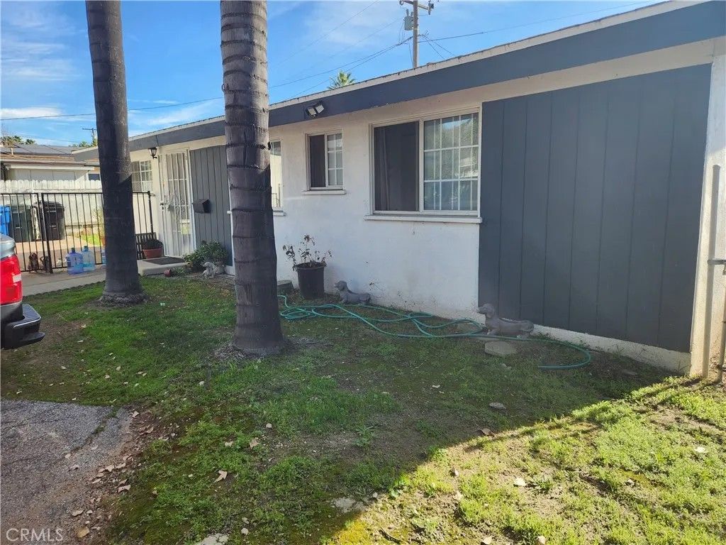 Photo of 610 Helensburg Street, Glendora, CA 91740 (MLS # CV26010309)