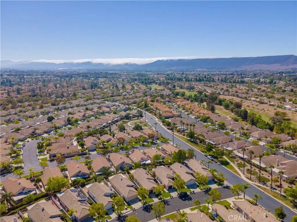 Photo of 40229 Via Aguadulce, Murrieta, CA 92562 (MLS # IG25236916)