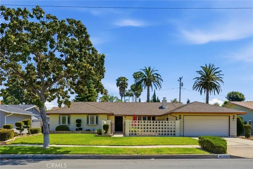 Photo of 1841 N Lincoln St, Orange, CA 92865 (MLS # PW26077652)