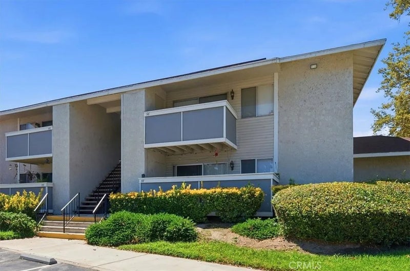 26200 Redlands Boulevard 98