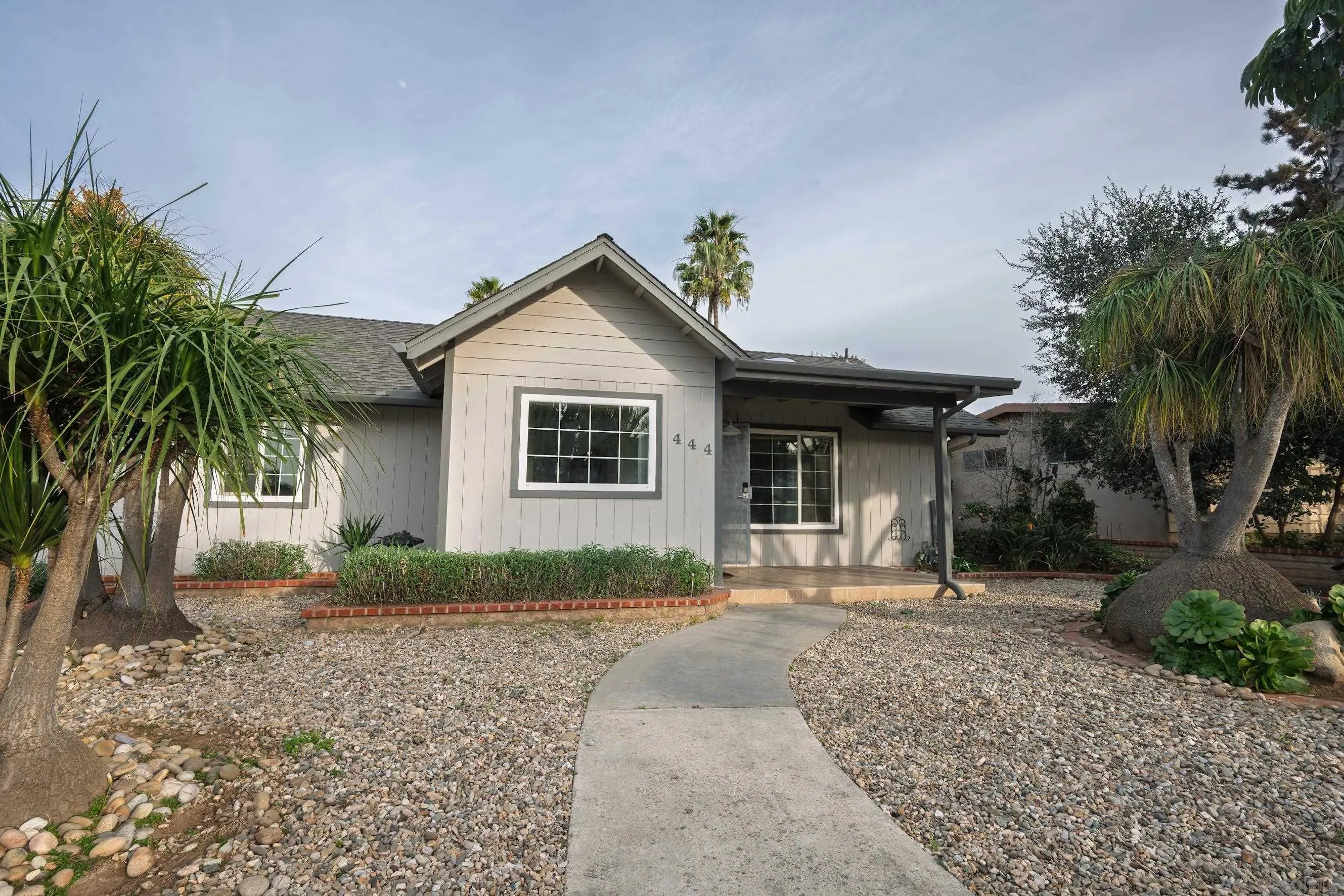 444 Avalon Dr.