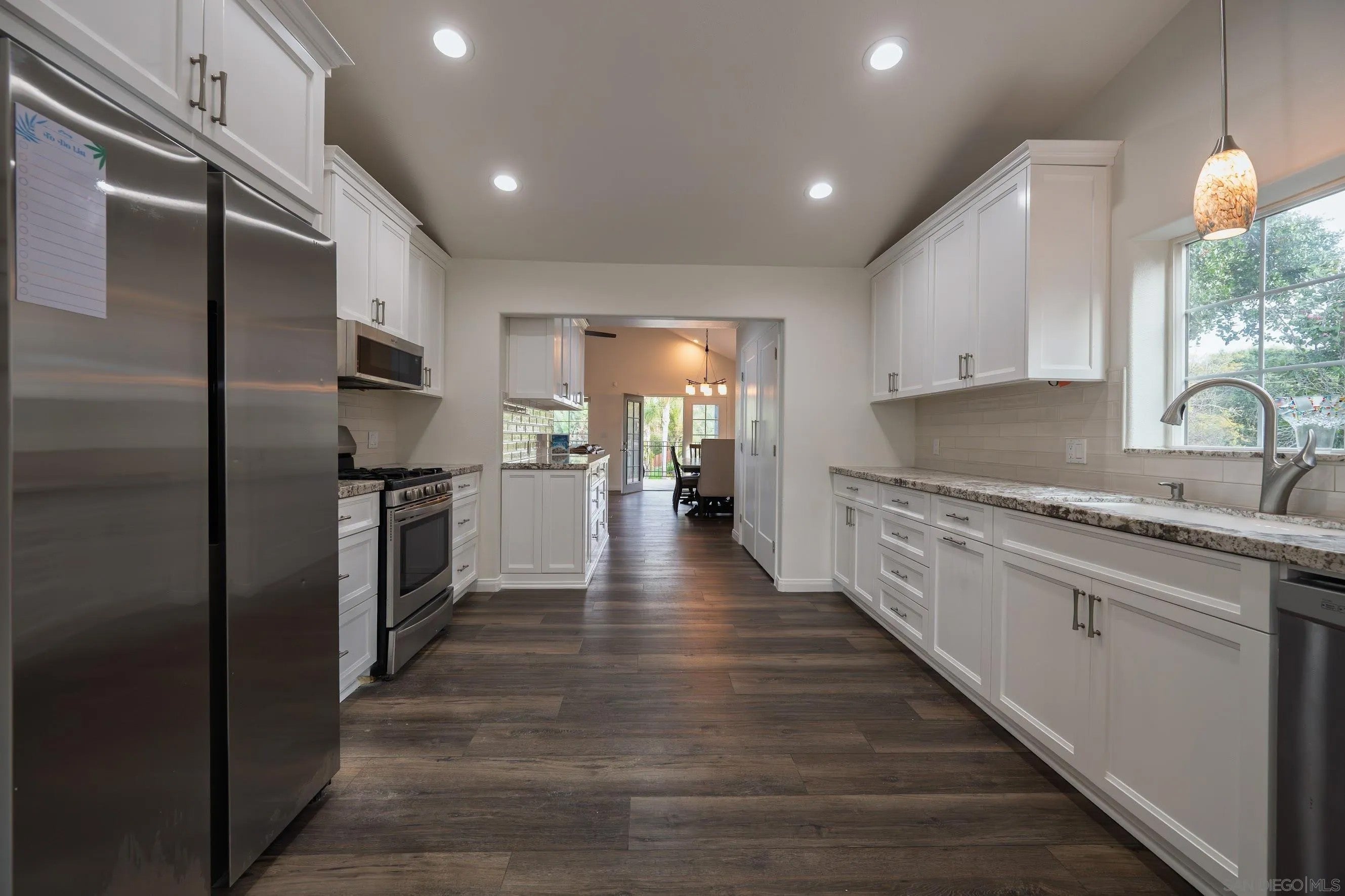 444 Avalon Dr.