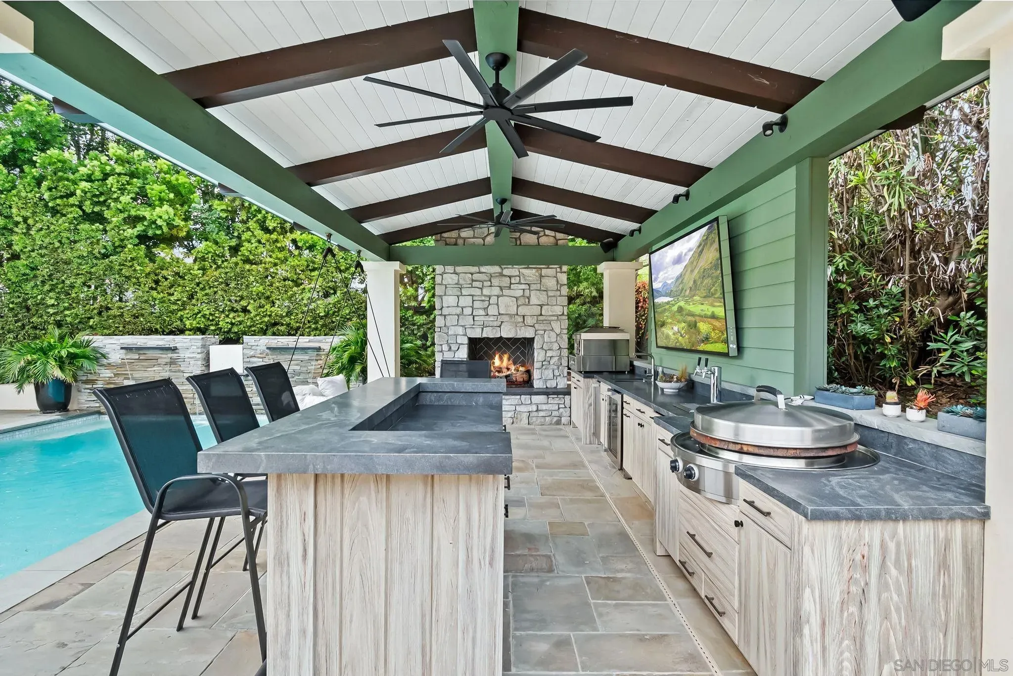 La Jolla, California 92037, United States, 6 Bedrooms Bedrooms, ,7 BathroomsBathrooms,Residential,Active,243065