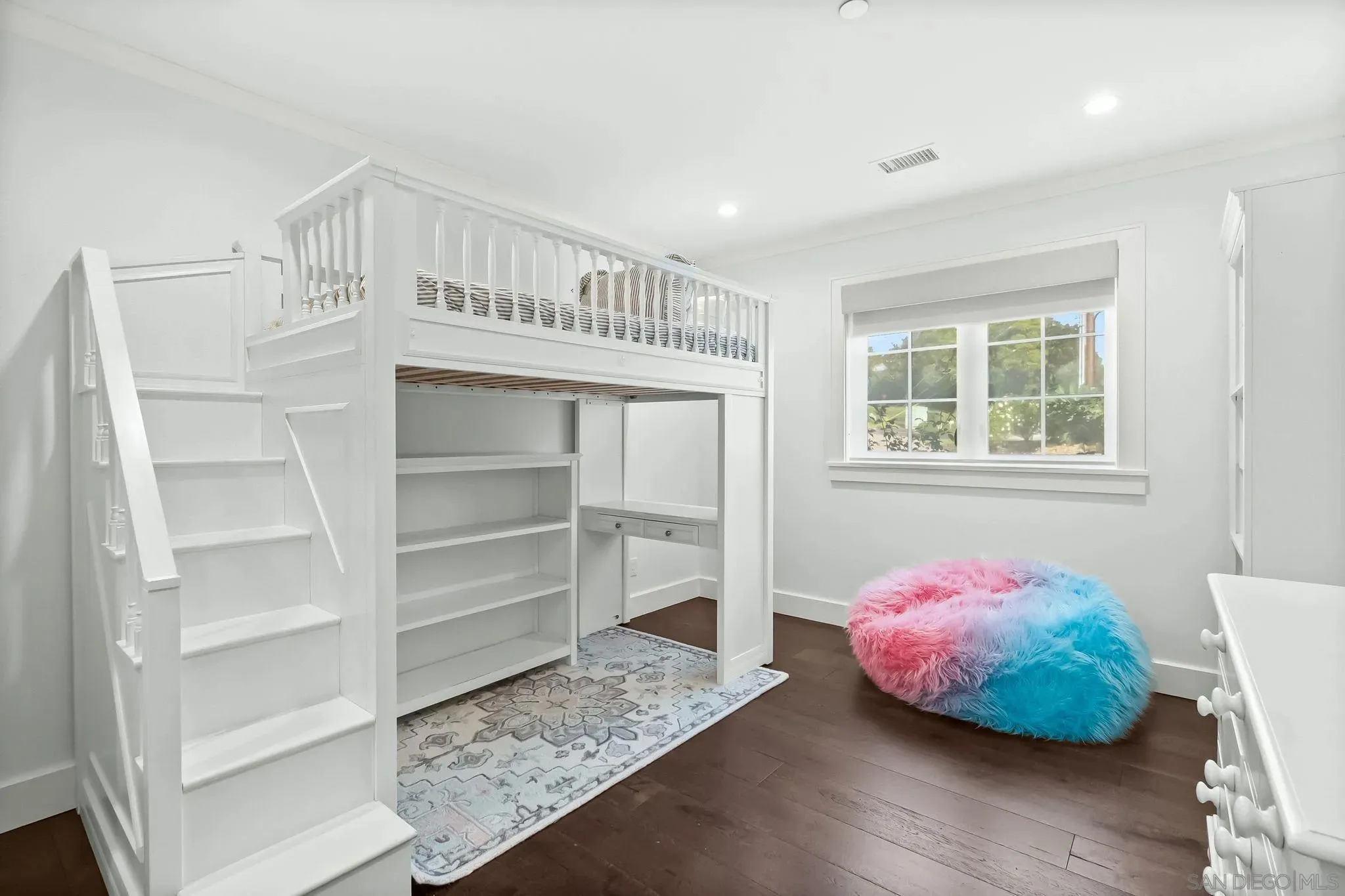 La Jolla, California 92037, United States, 6 Bedrooms Bedrooms, ,7 BathroomsBathrooms,Residential,Active,243065