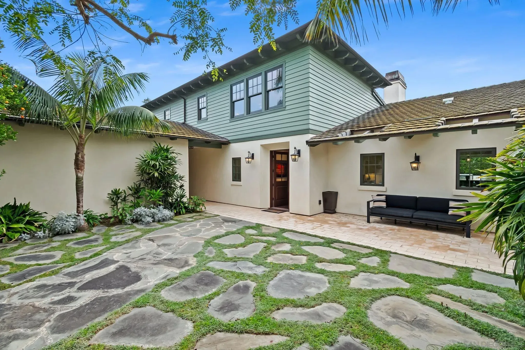 La Jolla, California 92037, United States, 6 Bedrooms Bedrooms, ,7 BathroomsBathrooms,Residential,Active,243065