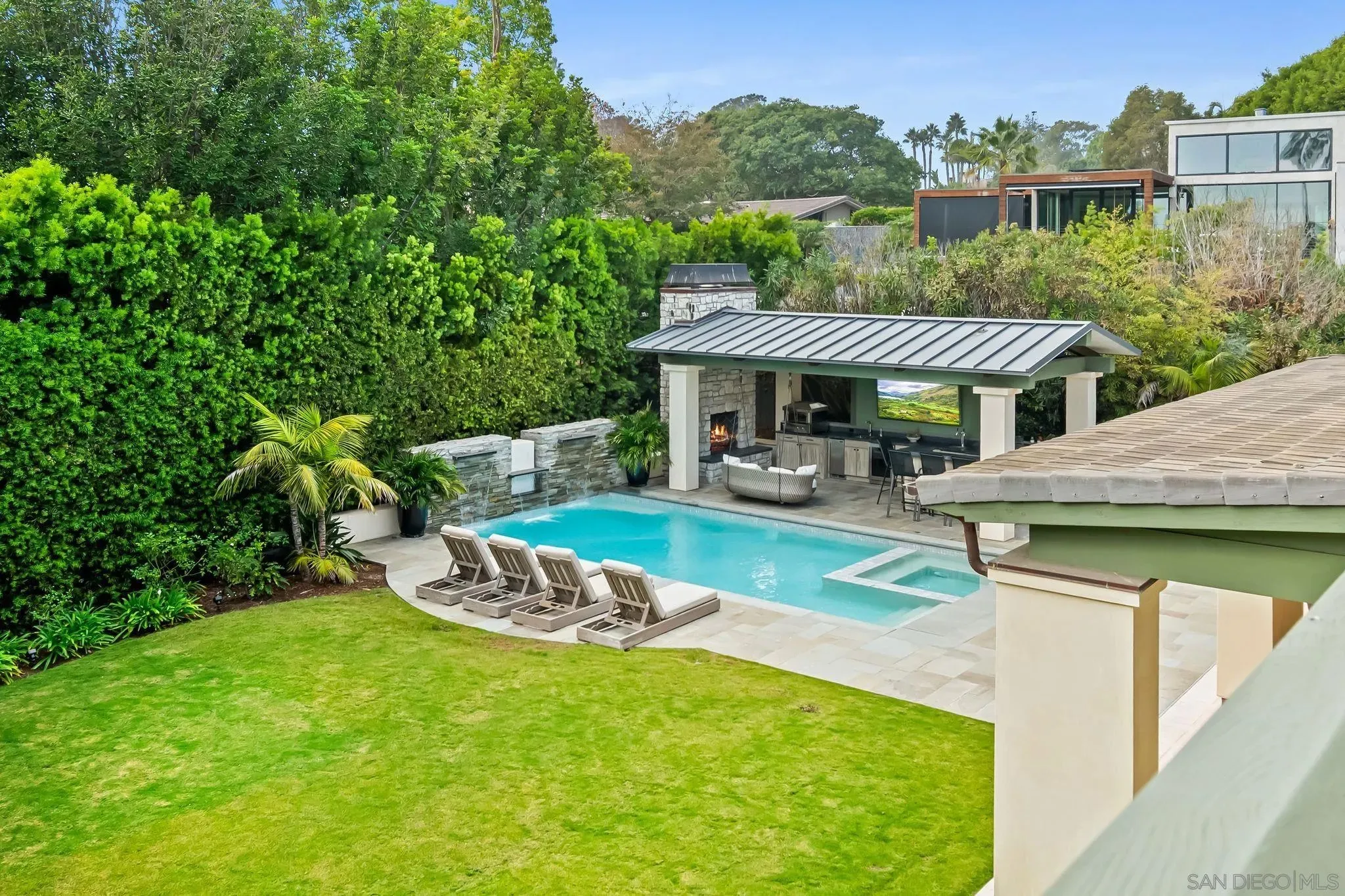 La Jolla, California 92037, United States, 6 Bedrooms Bedrooms, ,7 BathroomsBathrooms,Residential,Active,243065