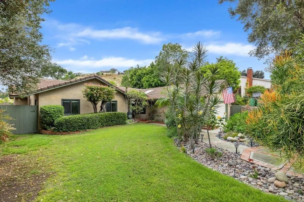 9556 Tropico Drive
