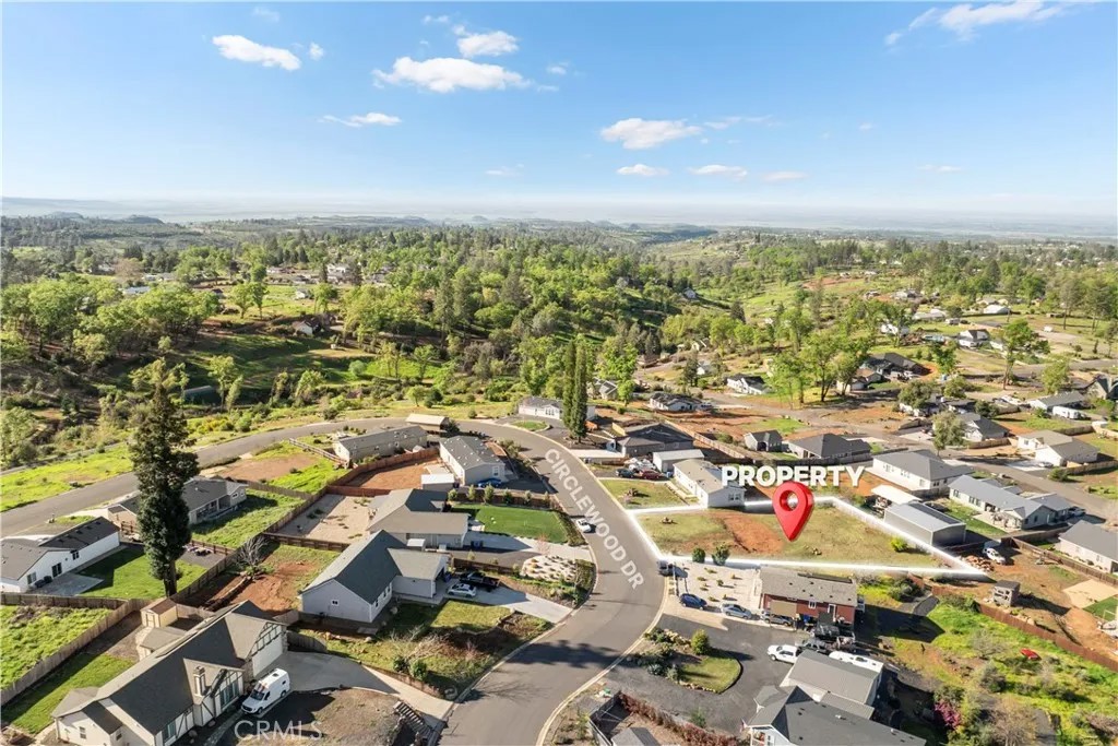 637 Circlewood