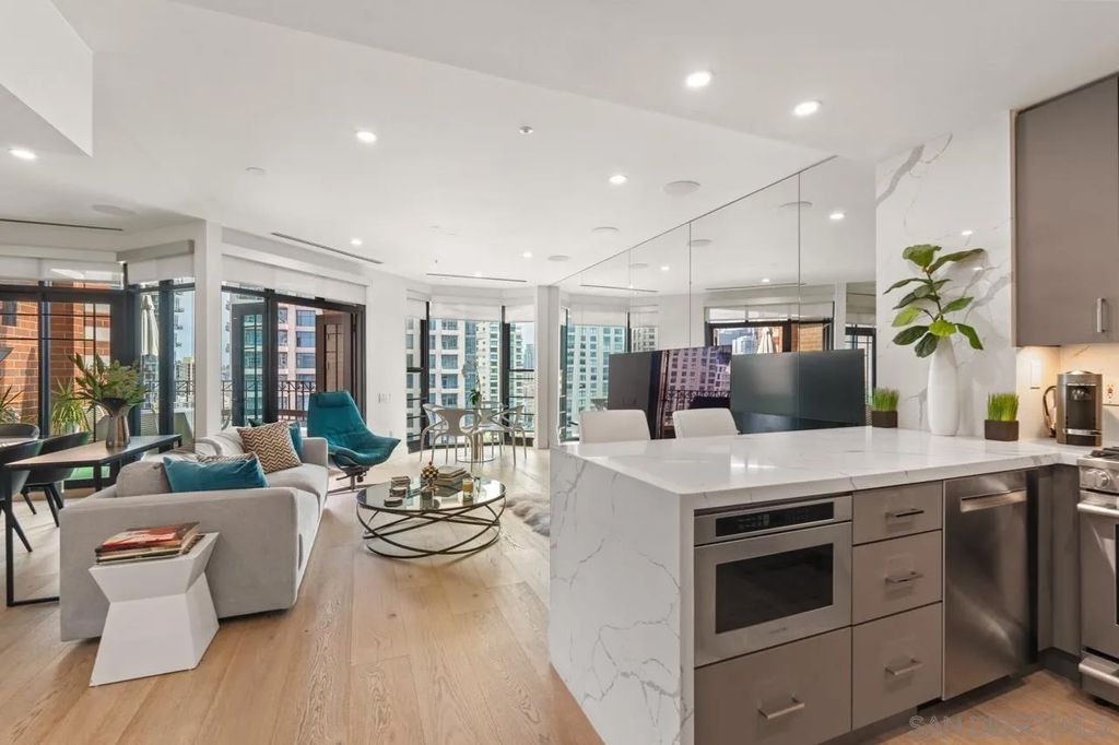 Photo of 500 W Harbor Dr #1315, San Diego, CA 92101 (MLS # 250044918)