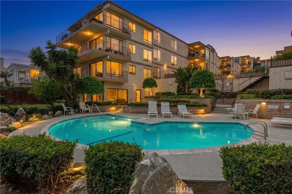 Photo of 2722 20th St, Signal Hill, CA 90755 (MLS # PW26063565)