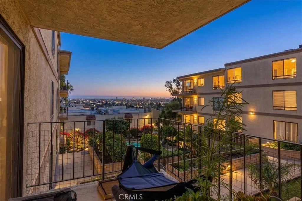 Photo of 2722 20th St, Signal Hill, CA 90755 (MLS # PW26063565)