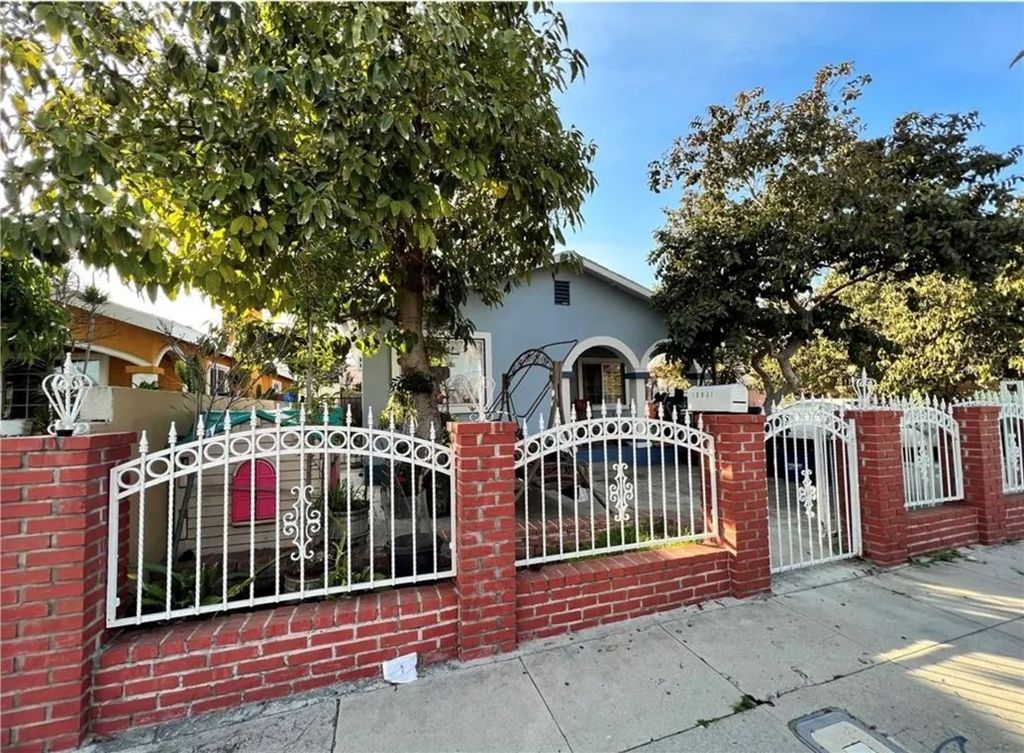 Photo of 10931 Anzac, Los Angeles, CA 90059 (MLS # GD26022762)