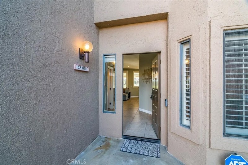 38049 Crocus Lane